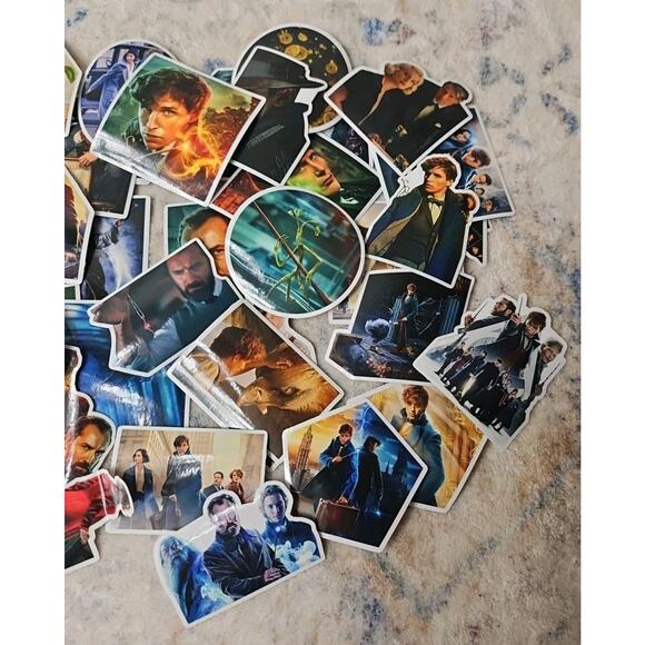 Fantastic Beasts Magical Creatures Vinyl Stickers Set of 40 - Picture 6 of 6